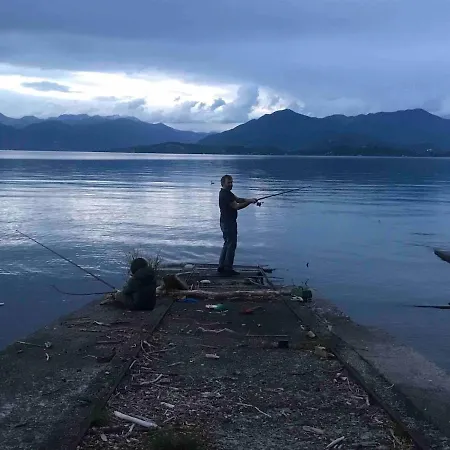 Lakefront Private Βίλα *