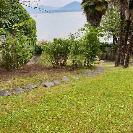 Lakefront Private Βίλα Ranco