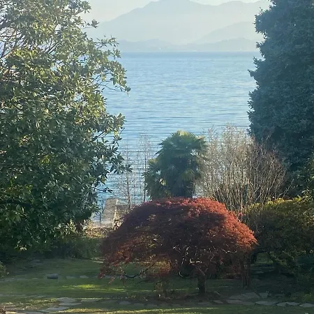 Villa Lakefront Private *