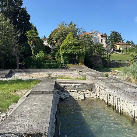 Βίλα Lakefront Private
